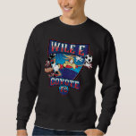 WILE E. COYOTE™ Football Club Badge Lång Ärmad Tröja<br><div class="desc">Check out WILE E. COYOTE™ defend the goal in this fun Football Club badge! Wear this on a fun graphic tee,  mug,  or tote bag. Shop this design on even more custom Zazzle gifts!</div>