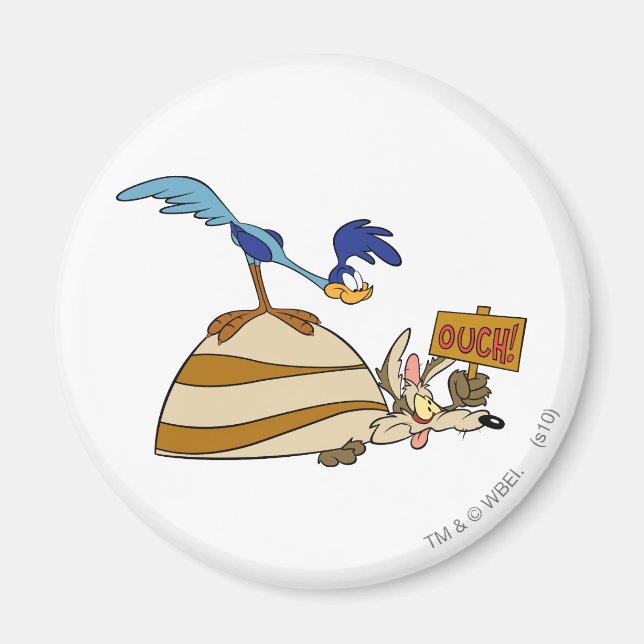 WILE E. COYOTE™ och ROAD RUNNER™ Boulder Magnet (Framsidan)
