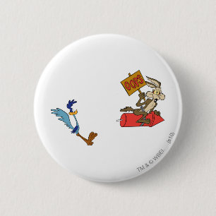 WILE E. COYOTE™ och ROAD SPRINGER™ ACME Rocket Knapp
