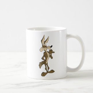 WILE E. COYOTE™ Tittar stolt Kaffemugg