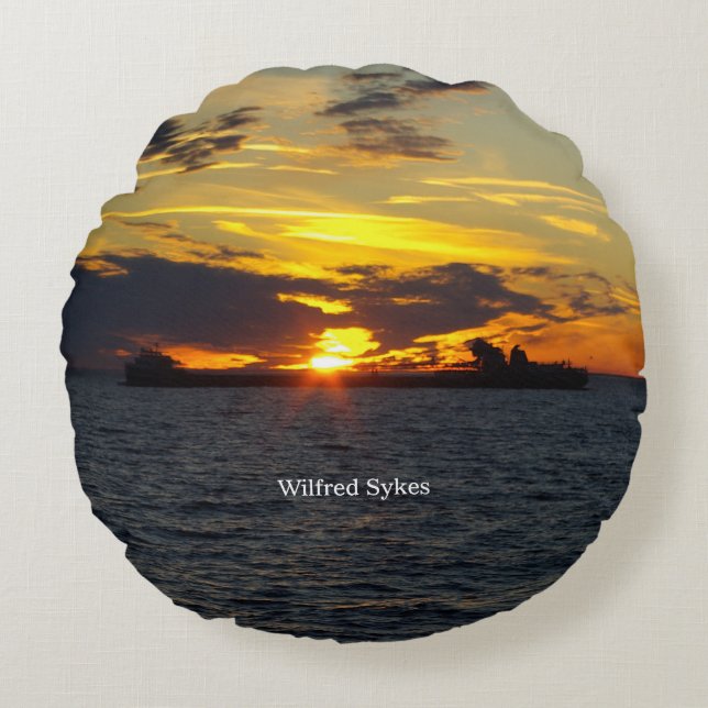 Wilfred Sykes sunset round pelow Rund Kudde (Framsidan)