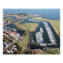 Willemstad in Nederland met moderne haven.