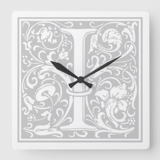 William Morris Alphabet "I" Square Wall Clock Fyrkantig Klocka