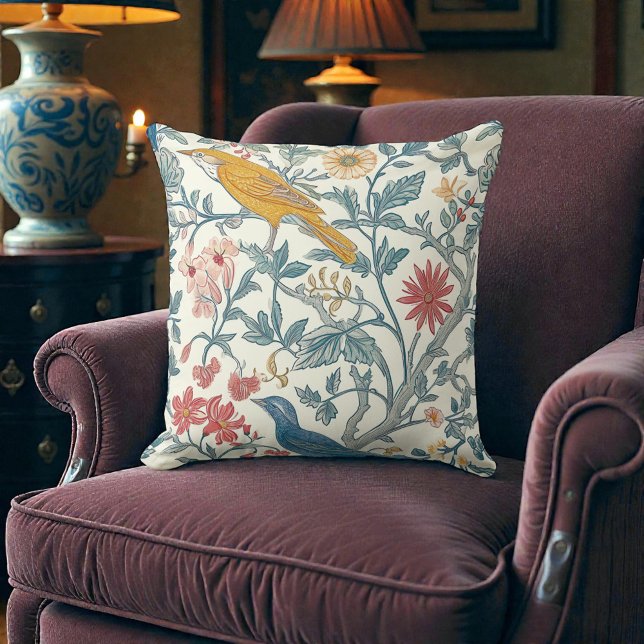 William Morris Art Nouveau Fågelmönster Kudde (Skapare uppladdad)
