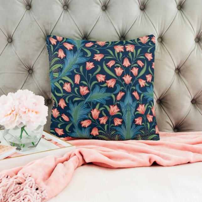 William Morris Blått och Rosa Blommönster Kudde (Skapare uppladdad)