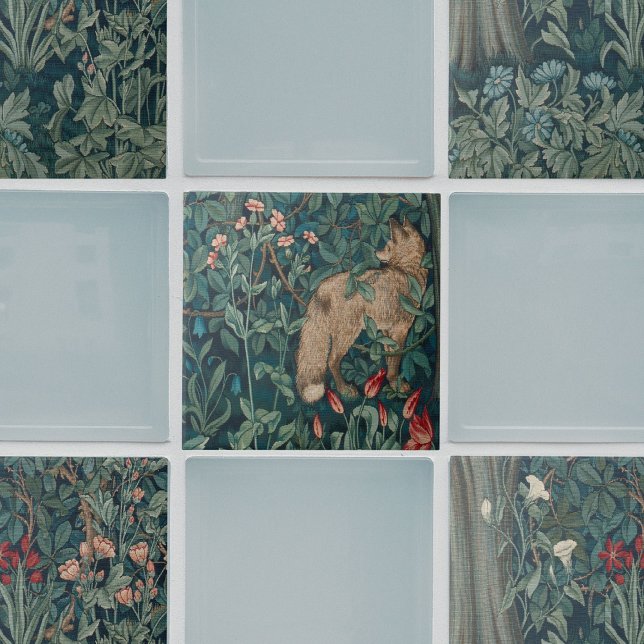 William Morris Forest Wildblomma 2 Tapestry Kakelplatta (Wildflower tiles at corners with William Morris Fox tile in center of sage green tiles.)