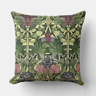 William Morris Inspired Blommigt "Lasting Garden" Kudde
