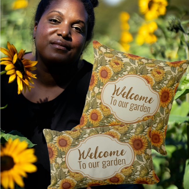 William Morris Personlig Autumn Solros Patio Kudde (Autumn sunflowers, pillows can be personalized.)