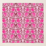 William Morris Pimpernel, Fuchsia & tänder - rosor<br><div class="desc">Kvadrera scarfen i ett mönster för den vintageWilliam Morris textilen av stylized pimpernelblommor och löv - blommor i en lutning av ljust till mörka fuchsia rosor som betonas med burgundy,  på en pastellfärgad rosa bakgrund</div>