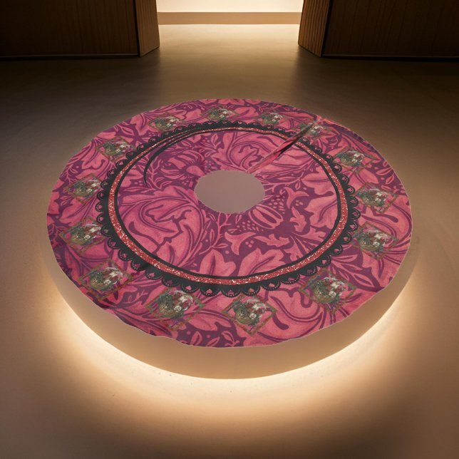 William * Morris Round Jultomten Burgundy Julgransmatta Borstad Polyester (Skapare uppladdad)