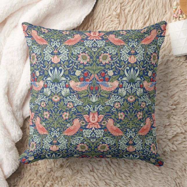 William Morris Strawberry Thief Navy Coral Kudde (Filt)