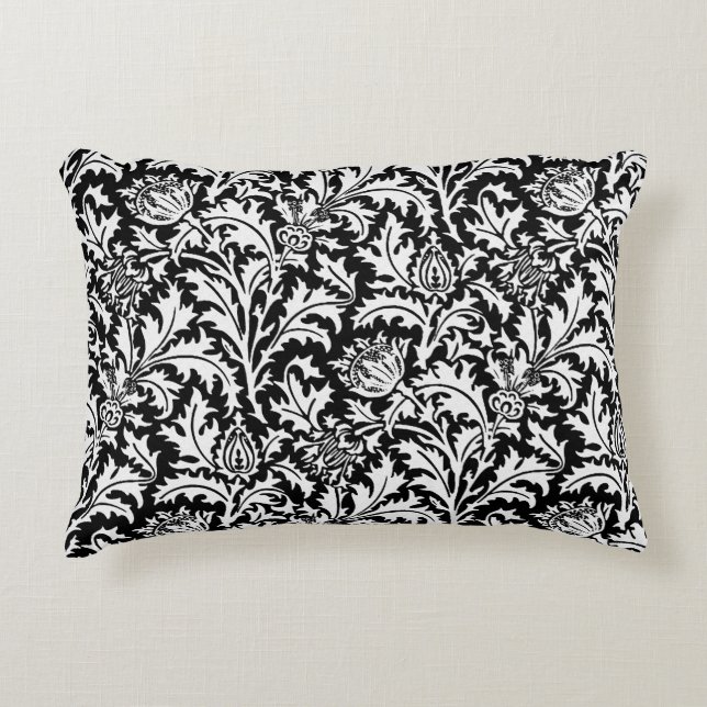 William Morris Thistle Damask, Black and White Prydnadskudde (Framsidan)