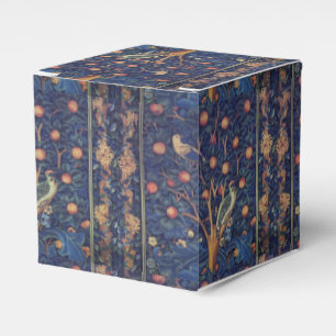 William Morris Woodpecker Tapestry Arts & Crafts Presentaskar