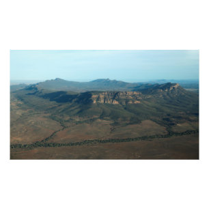 Wilpena Pound från luft, Ikara-Flinders Ranges Fototryck