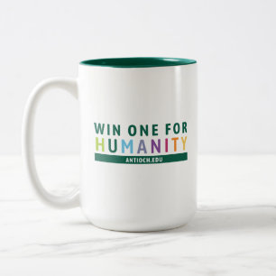 Win One for Humanity Mugg Antioch Universiteten