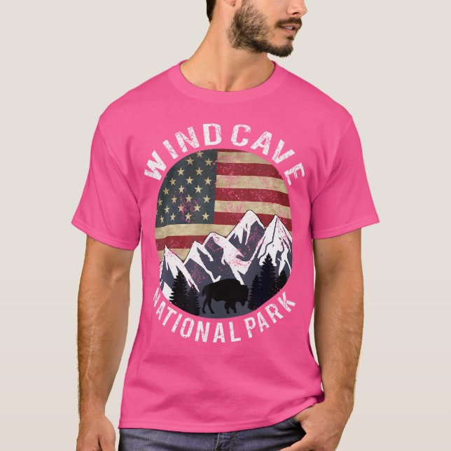 Wind Cave National Park Camping South Dakota T Shirt (Framsida)