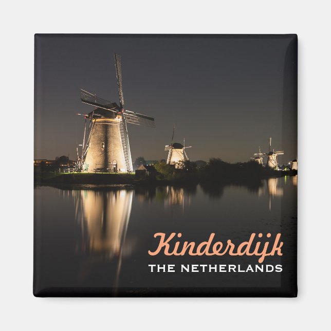 Windmills tända på Kinderdijk magnet nattetid (Framsidan)