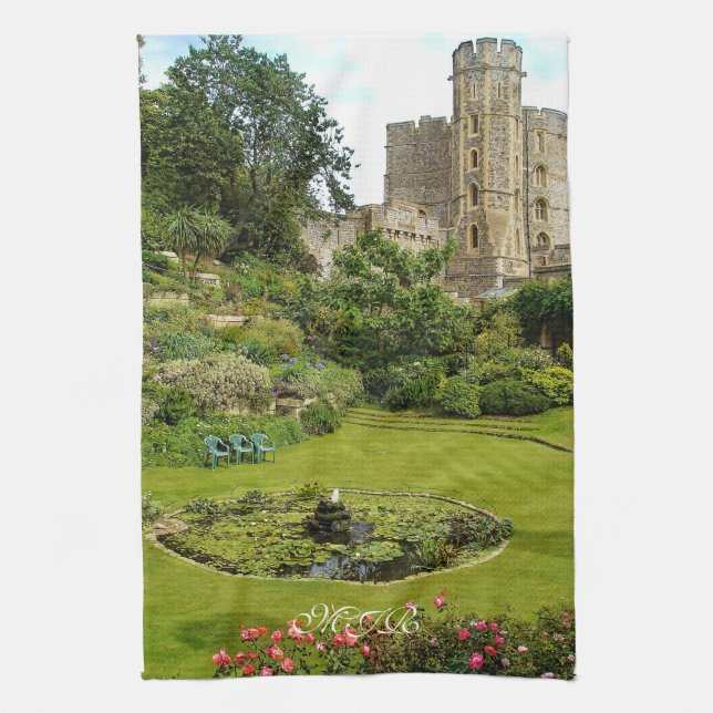 Windsor Castle - Edward III Torn och Moat Garden Kökshandduk (Vertikal)