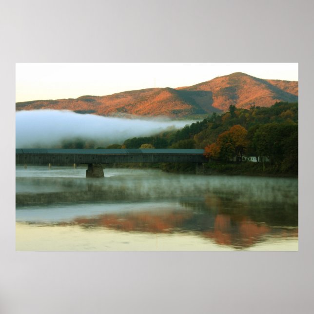 Windsor Cornish Bridge Mount Ascutney Sunrise Poster (Framsidan)