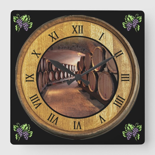 Wine Cellar Clock 01 ~ Wine Barrel Lid Background  Fyrkantig Klocka (Framsida)