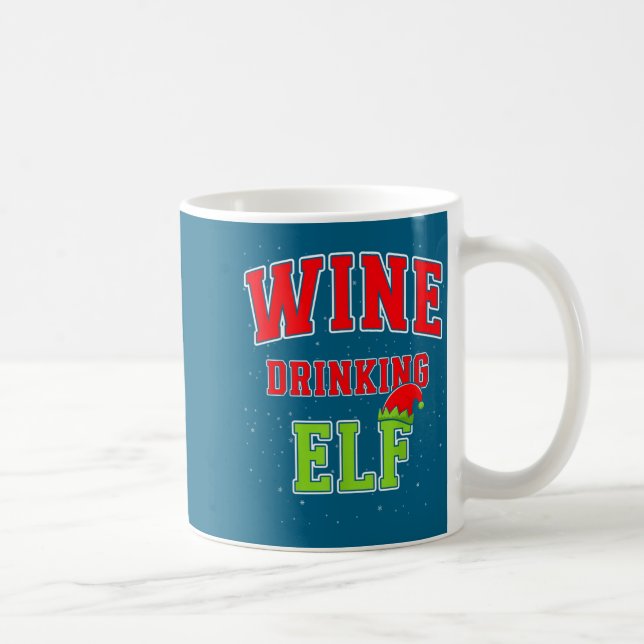 Wine Drinking Elf Christmas Family Matching Group  Kaffemugg (Höger)