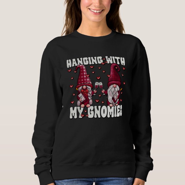 Wine Drunk Gnome Couple Loves Hanging With My Gnom T Shirt (Framsida)