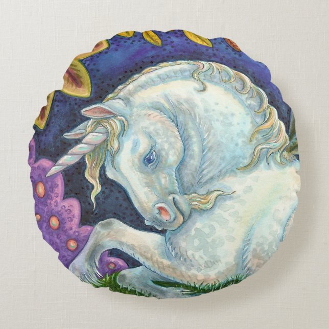 Winged Unicorn Flies Horse Fantasy ROUND PILLOW Rund Kudde (Framsidan)