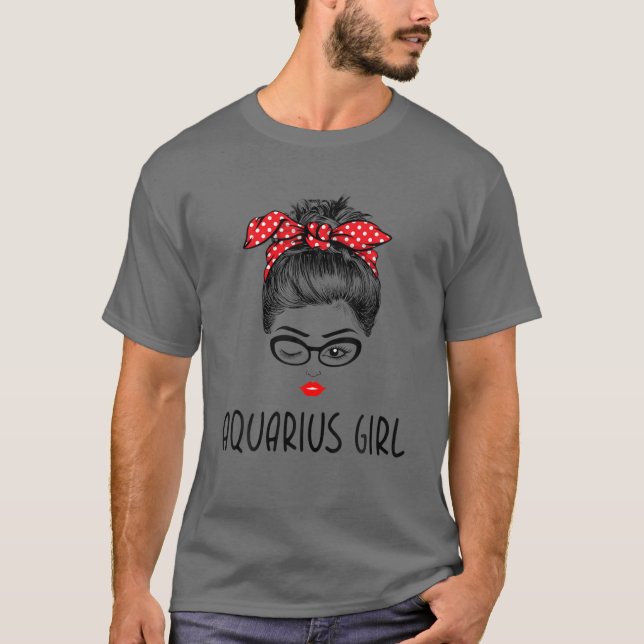 Wink Öga Woman Januari, Aquarius Girl Birthday S W T Shirt (Framsida)