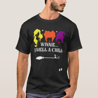 Winnie I Smell A Child Halloween Gravid Announc T Shirt