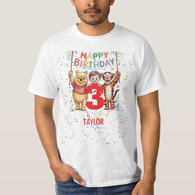 Winnie the Pooh | Happy Birthday T Shirt (Framsida)