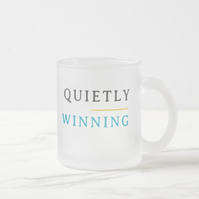 Winning Quietly – Minimal Typography  Frostad Glasmugg (Höger)