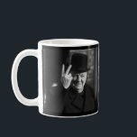 Winston Churchill mugg - citationstecken 22<br><div class="desc">Delen av vårt Winston Churchill spänner.
Citationstecken: "Mig förmiddag bestämt inte en av de som behöver att stimuleras. I faktum snart, I-förmiddag pikstaven.",
** Om du skulle något liknande för att ändra formatet, och att placera av texten/avbilda, kan du göra, så, genom att använda ", skräddarsy" alternativ **</div>