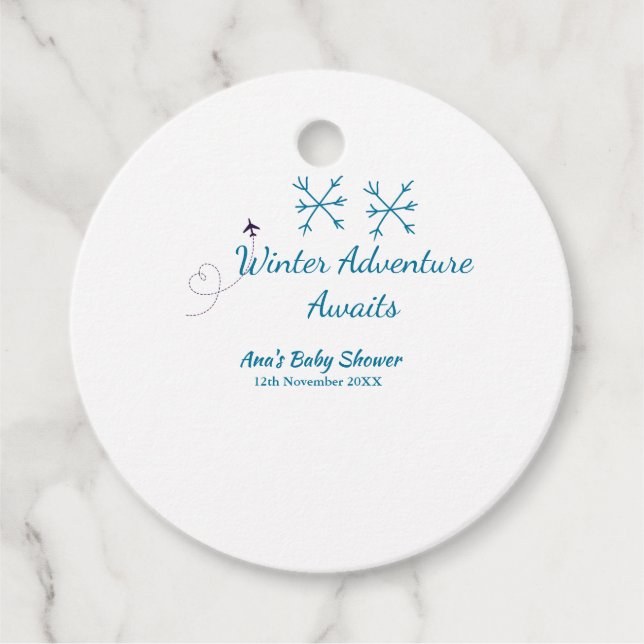Winter Adventure awaits baby shower blue snowflake Gåvor Etiketter (Framsida)