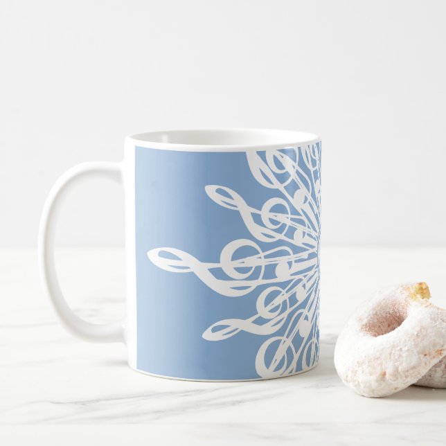 Winter Blue Ornamental Monogram G-Clef Snowflake Kaffemugg (Med munk)