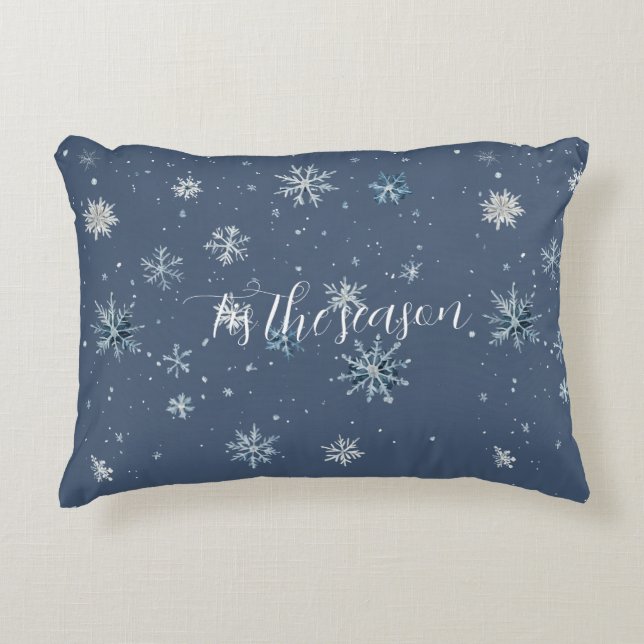 Winter Blue Silver Snowflakes Christmas Prydnadskudde (Framsidan)