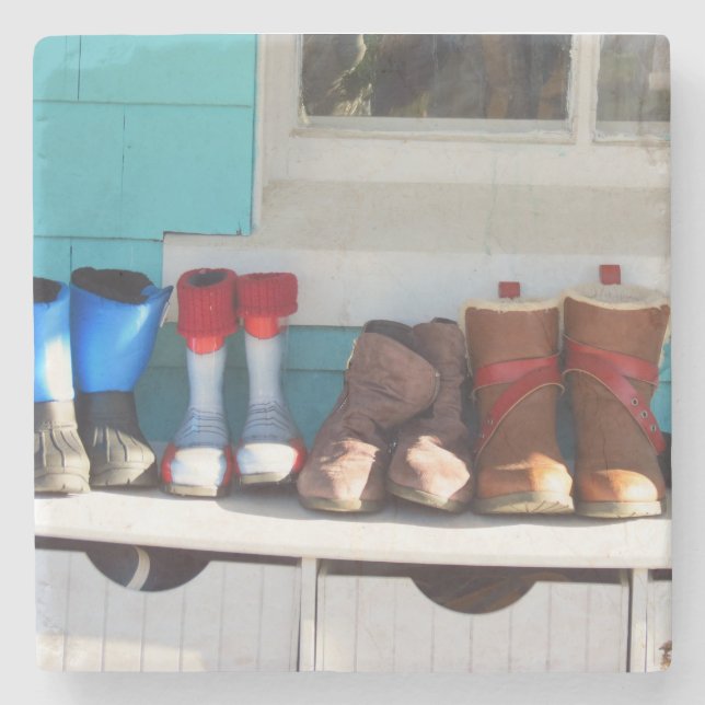 Winter Boots All in a Row - Martha's Vineyard Stenunderlägg (Framsidan)