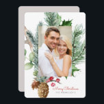 Winter Botanical Greenery 2 Photo Flat Julkort<br><div class="desc">Modern vinter botaniskt grönämne,  kantler,  gräs-koner och platta Helgdag för röda bär. Skriptet "God jul" och modernt teckensnitt som används. Lägg till dina favoritfoton och anpassa ditt personliga meddelande.</div>