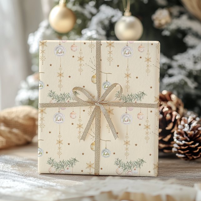 Winter Cottage & Gold Snowflake Christmas  Presentpapper (Skapare uppladdad)