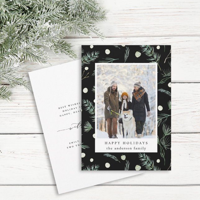 Winter Evergreen Foliage Photo Black Helgdag Card Julkort (Skapare uppladdad)