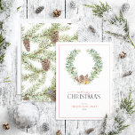 Winter Fir Cone Berry Wandan God jul Holid Julkort<br><div class="desc">Tittar du ett vackert, enkelt och elegant helgdag kort? Titta bara på vårt Helgdag för av prå i fjällvintern Cone Berry Wandan God jul! Det här häpnadsväckande kortet har en modern och vintergrön andedräkt som på ett vackert sätt dekoreras med vattenfärgsbilder från vinterfibrös koner och röda bär, med "God jul...</div>