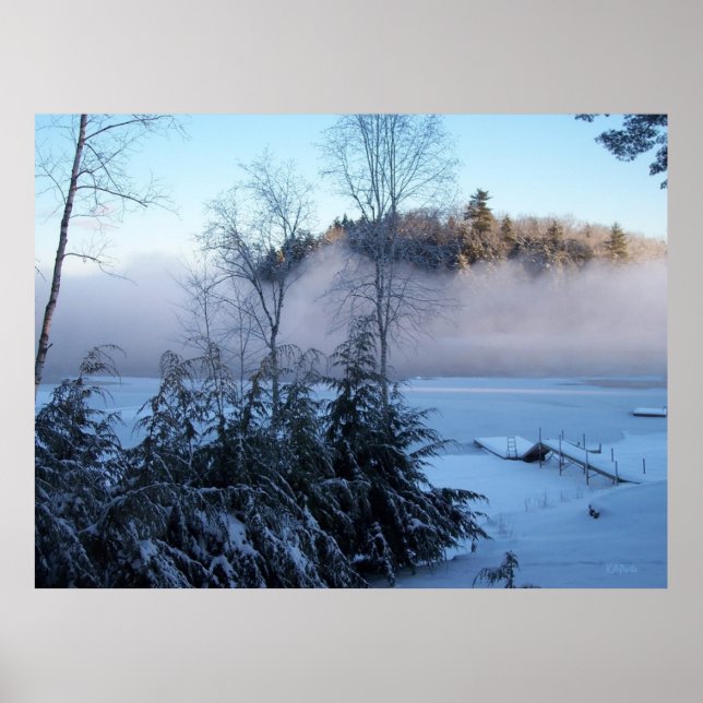 Winter Fog som rullar på Sjö Poster (Framsidan)