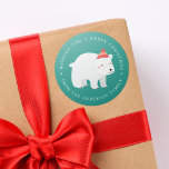 Winter Friends | Helgdag för Polar Björn Runt Klistermärke<br><div class="desc">Lägg till en unik beröring i dina helgdag med våra Winter Friends-helgdag. De festliga klistermärkena har en söt,  tecknad polar som bär en vinterhatt med anpassningsbar hälsning och familjens namn som gränsar till klistermärket mot bakgrunden av grönten.</div>