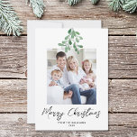 Winter Greenery Mistletoe julfoto Julkort<br><div class="desc">Det här enkla julkortet och den här snyggten är dekorerat med vattenfärgsmistletogrey och manustypografi. Anpassade enkelt med fotot. Ursprunglig vattenfärg © Michele Davies.</div>