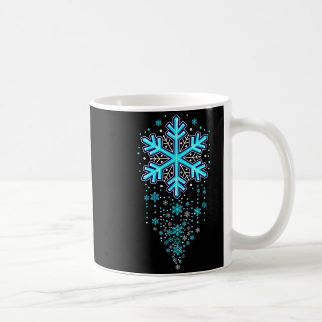 Winter Holiday Apparel - Blue Snowflake Cascade, I Kaffemugg (Höger)