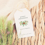 Winter Holly & Gräs, Hälsning-familjen Namn Presentetikett<br><div class="desc">En personlig julklapp märkre med anpassningsbar hälsning och din familj namn. På framsidan av dessa märkre finns "God jul" eller hälsning efter eget val i klassisk serif-typografi. Nedan finns en handmålad arrangemang av vintern blad och röda bär. Under den visas din familj namn, med utrymme för skriva av mottagarens namn....</div>