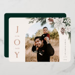 Winter Joy Arch Photo<br><div class="desc">JOY to the world,  Vinter blommigt and Greenery,  Helgdag arch ram fotokort. Funktioner,  solid grönt färg-säkerhetskopiering med mallutrymme för ditt personliga helgdag-meddelande.</div>