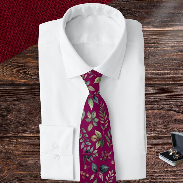 Winter Löv och Berries Manar Burgundy Botanical Slips (A tie in rich burgundy red with winter botanical pattern of leaves and berries)