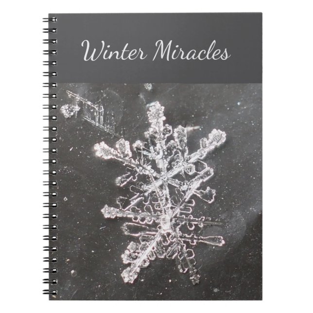 Winter Miracles Snowflake Photo Spiral Notebook Anteckningsbok (Framsidan)
