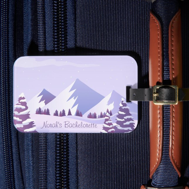 Winter Mountain Bachelorette Weekend Custom  Bagagebricka (Framsida Insitu 4)