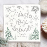 Winter ONEderland 1:a födelsedag Snö Winter Forest Pappersservett<br><div class="desc">Lägg ett magiskt streck till din lilla födelsedag med vår "Winter ONEderland 1st Birthday Snö Winter Forest Napkins!" Köp i dag och ange tonen för ett speciellt party!</div>